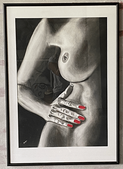 Erotisk tegning | Røde negle | Feminine hofter